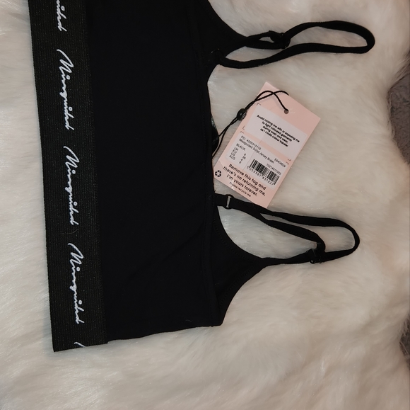 NWT !!MISSGUIDED SPORTS BRA - Picture 3 of 3